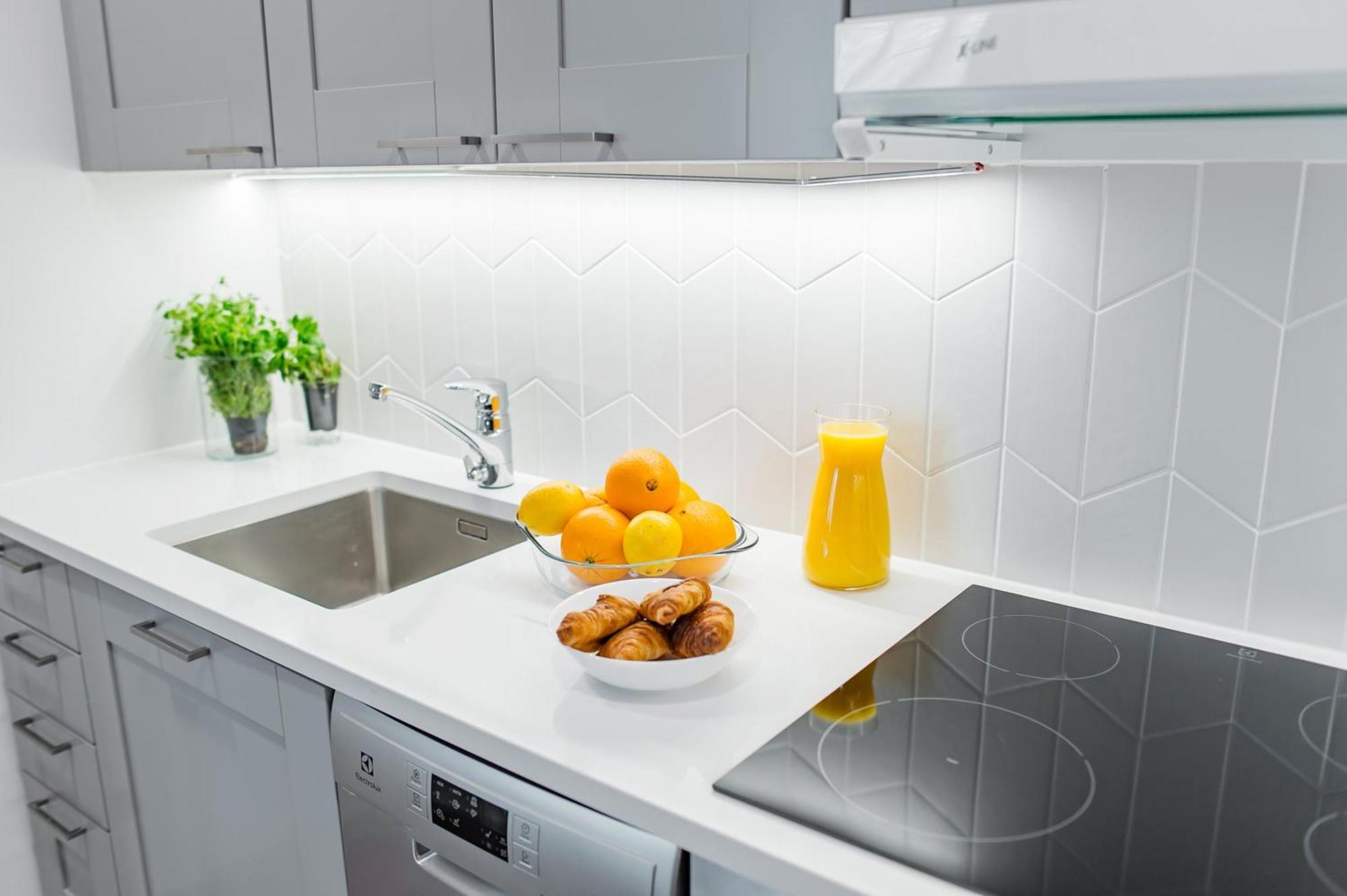 Forenom Serviced Apartments Helsinki Toeoeloe Dış mekan fotoğraf